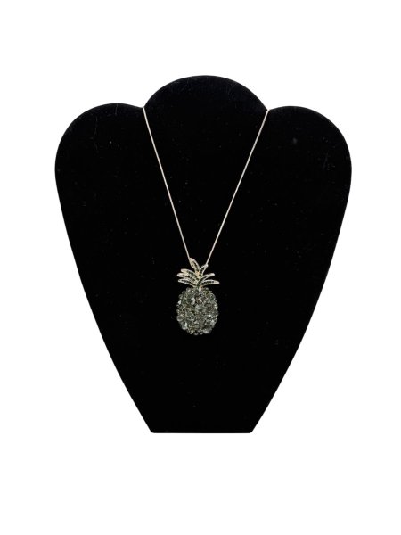 عقد الاناناس